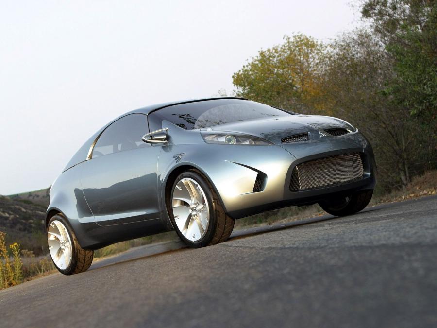  Mitsubishi Tarmac Spyder Concept 2003 года  (фото 10 из 17)